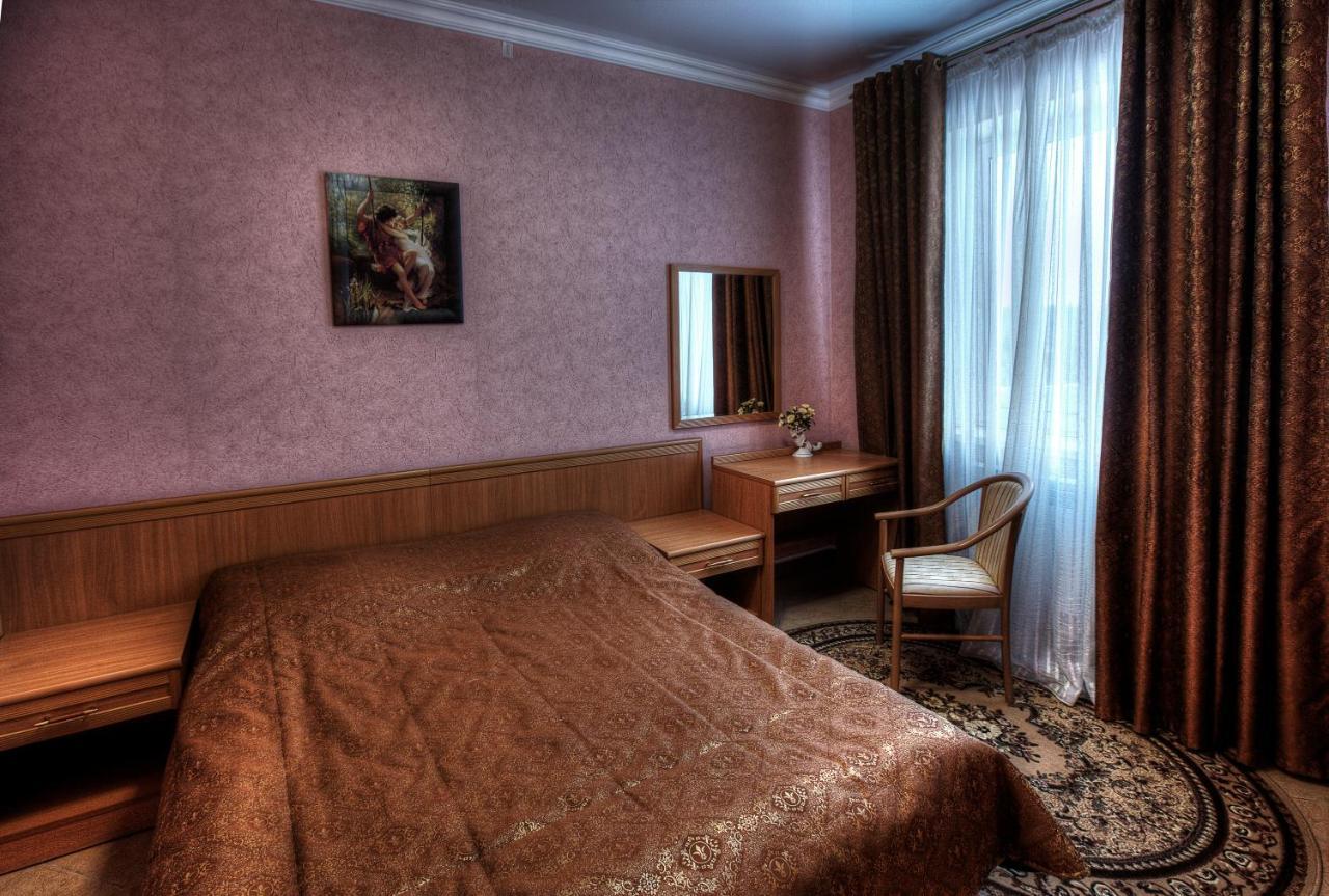 Dvoryanskoe Gnezdo Smolensk Room photo